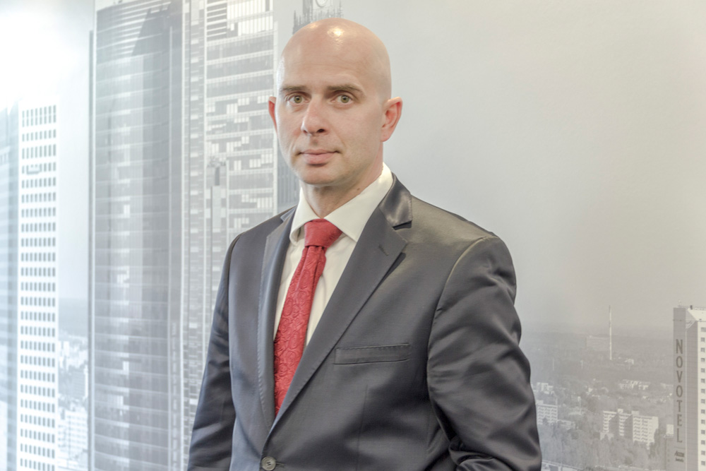 Daniel Puchalski, Dyrektor Działu Obsługi Gruntów Inwestycyjnych, JLL