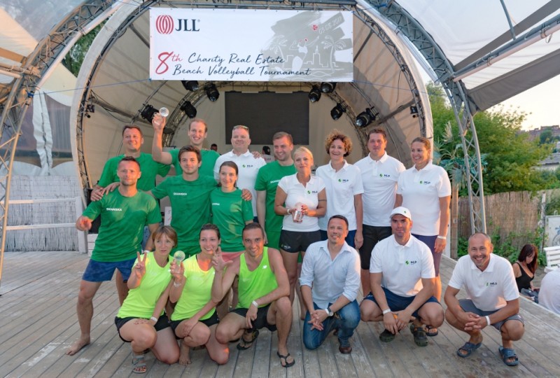 Another record at the 8th Charity Real Estate Beach Volleyball Tournament