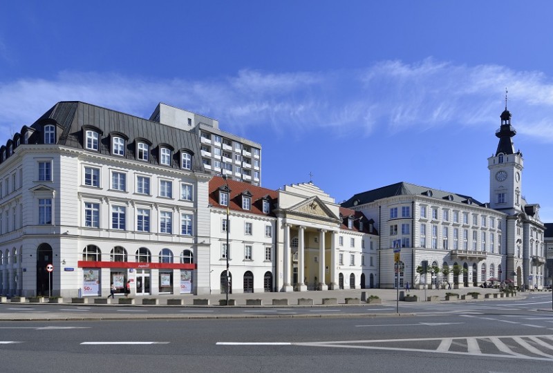 Cushman & Wakefield represented Commerz Real in the disposal of the Jabłonowski Palace