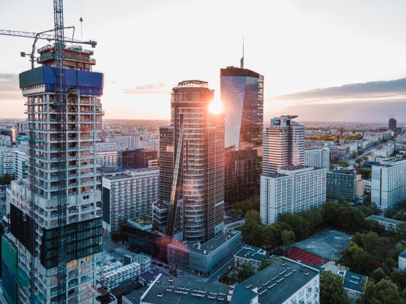 Development activity on the Warsaw office market gradually recovers amid falling vacancies