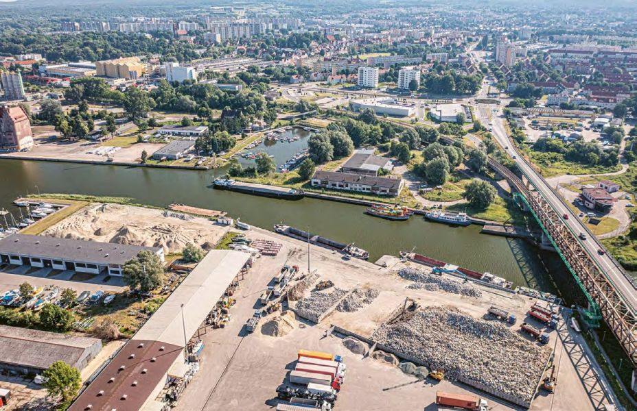 Elbląg's port activities
