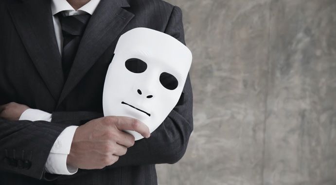 Is it possible to avoid hiring a fraudster?