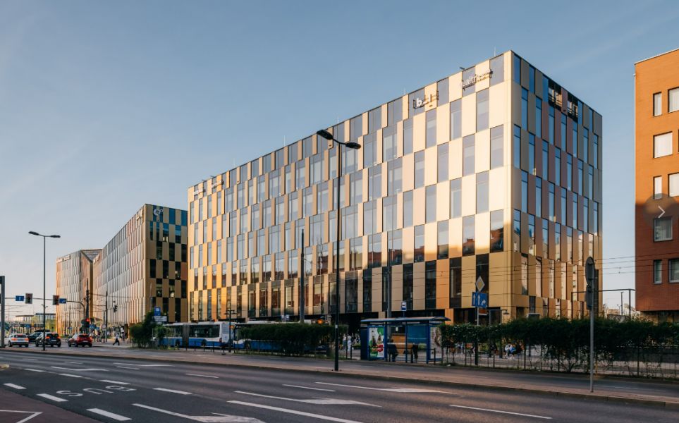 The last phase of the High5ive complex becomes the first office building in Krakow to obtain the WELL Core & Shell certification at the Gold level