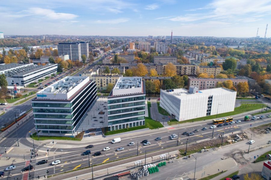 Avestus Real Estate z umową kredytową na refinansowanie kompleksu biurowego Imagine w Łodzi