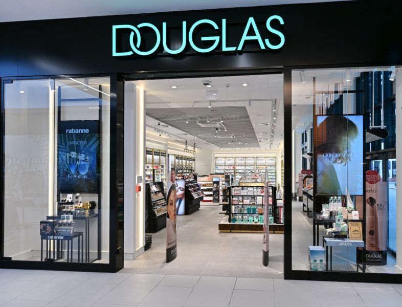 DOUGLAS otwiera 150. perfumerię w Polsce