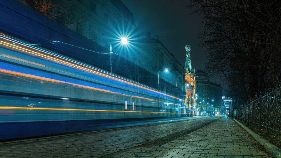 Europejski Bank Inwestycyjny wspiera zrównoważony rozwój komunikacji miejskiej w Krakowie