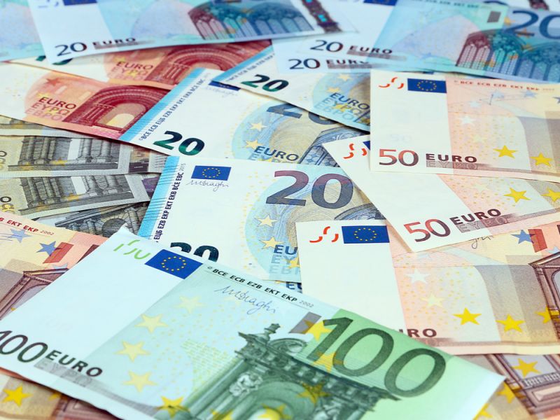 Grupa EBI zwiększyła w 2021 roku wartość finansowania do rekordowej kwoty 95 mld EUR
