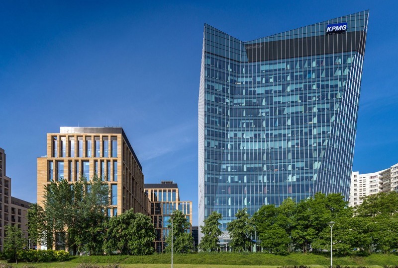 HB Reavis podpisała umowę sprzedaży dwóch budynków biurowych Gdański Business Center 
