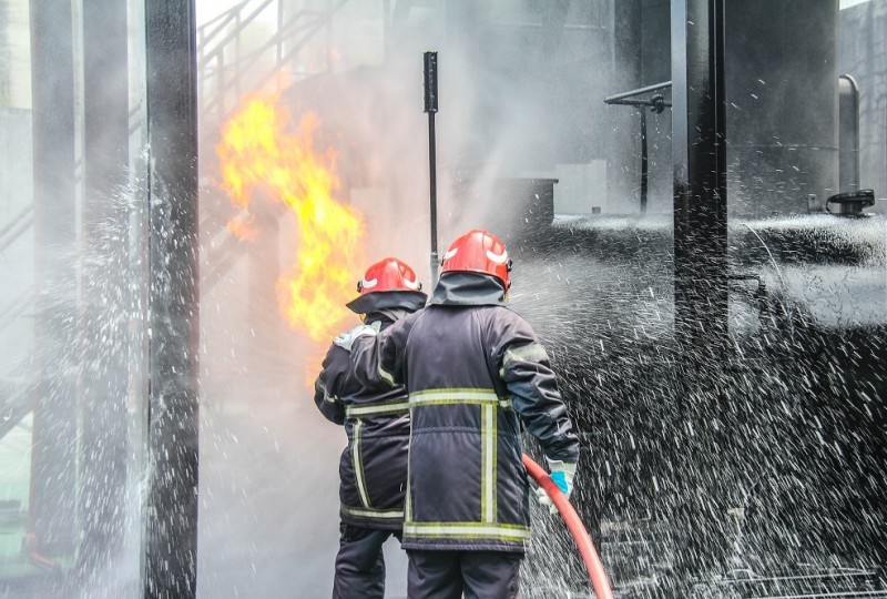 Jak ubezpieczyć firmę od pożaru?