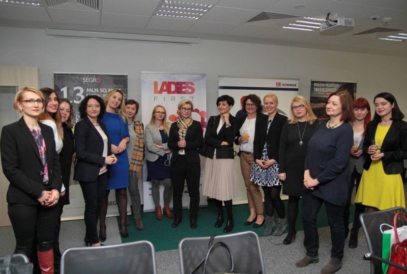 Ladies First - wzajemne wsparcie i potrzeba działania kobiet biznesu