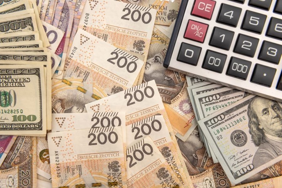 Pensje w górę czy w dół? Umiarkowany optymizm Polaków