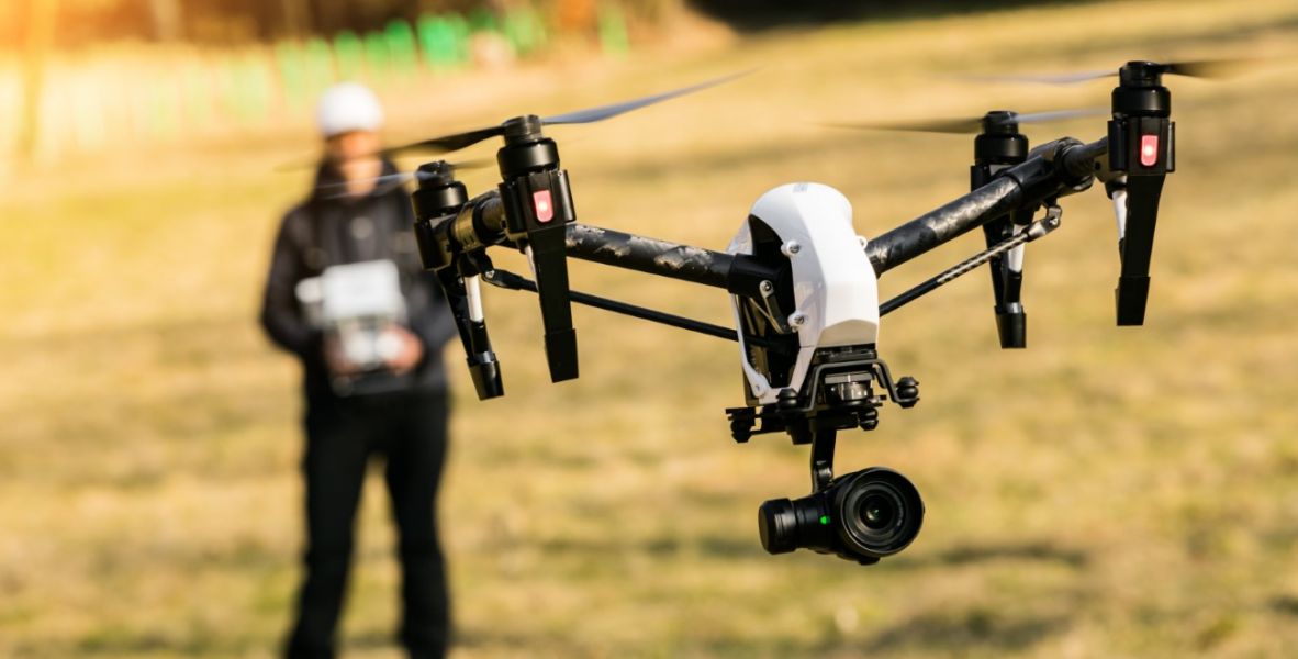 Polacy coraz częściej podziwiają naturę z drona