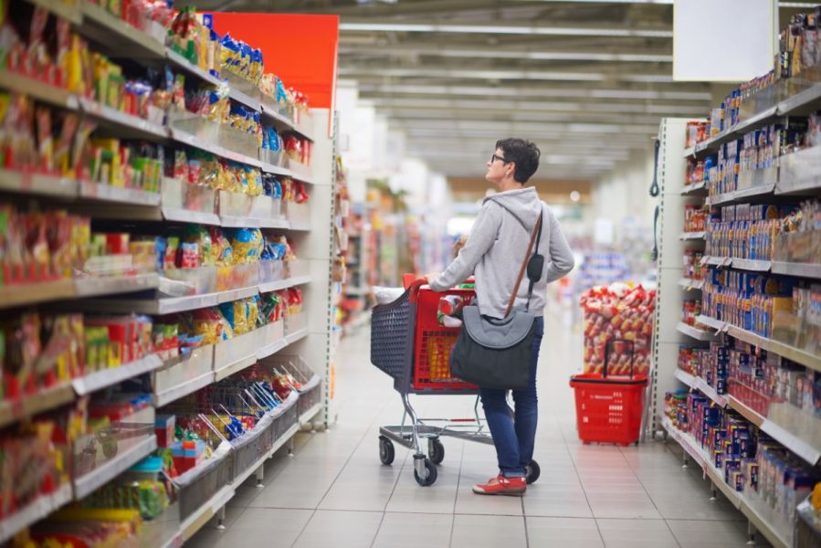 Polacy kupują najtańsze produkty spożywcze
