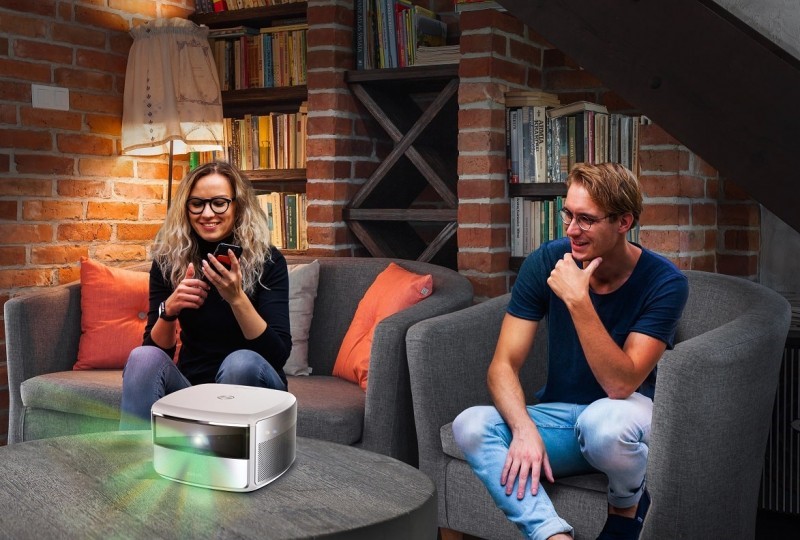 Projektory Philips Screeneo – sala kinowa w Twoim domu!