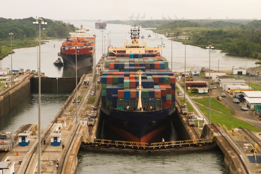 Susza w Kanale Panamskim może przedłużyć recesję handlową. Polski rynek to odczuje