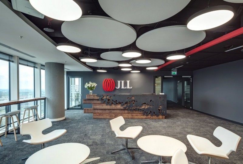 W nowym biurze firma JLL wdrożyła swój autorski projekt strategii środowiska pracy