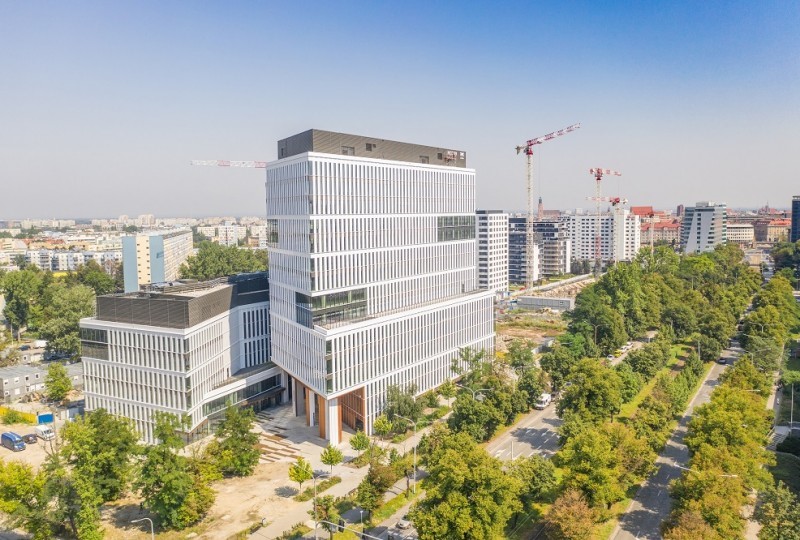 We Wrocławskim Centrum Południe gotowe pierwsze budynki. Zielony beton i zielone rozwiązania